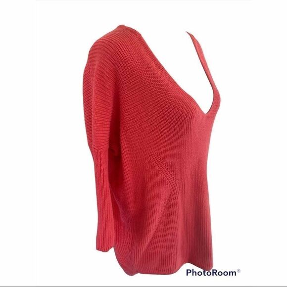 Express high- low oversized knit sweater size XS - Picture 3 of 6